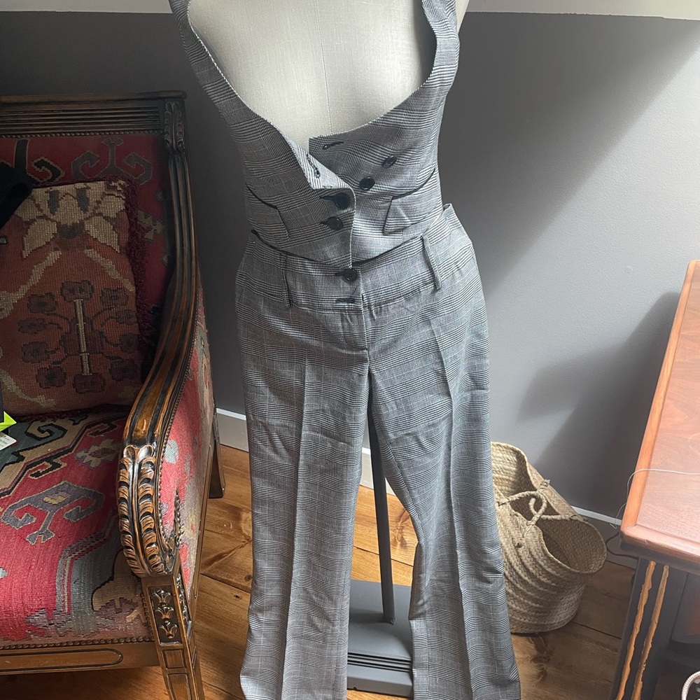 Pants and west set